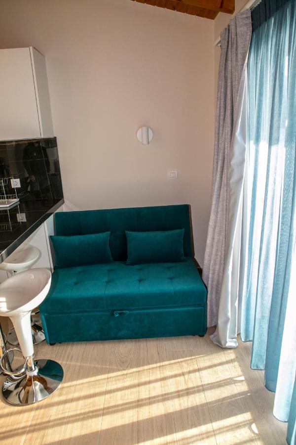 Mýtikas Hotel Alexander מראה חיצוני תמונה