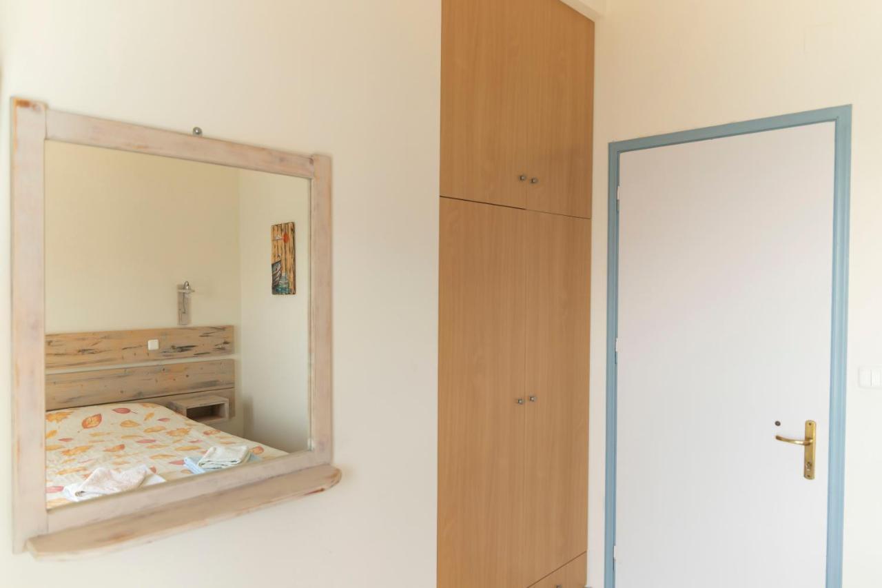 Mýtikas Hotel Alexander מראה חיצוני תמונה